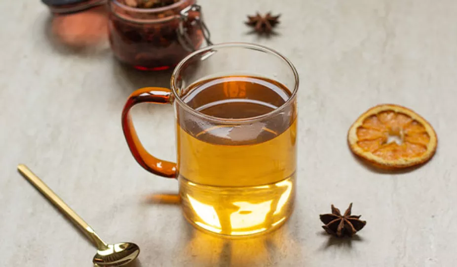Te de manzanilla con anís estrella 