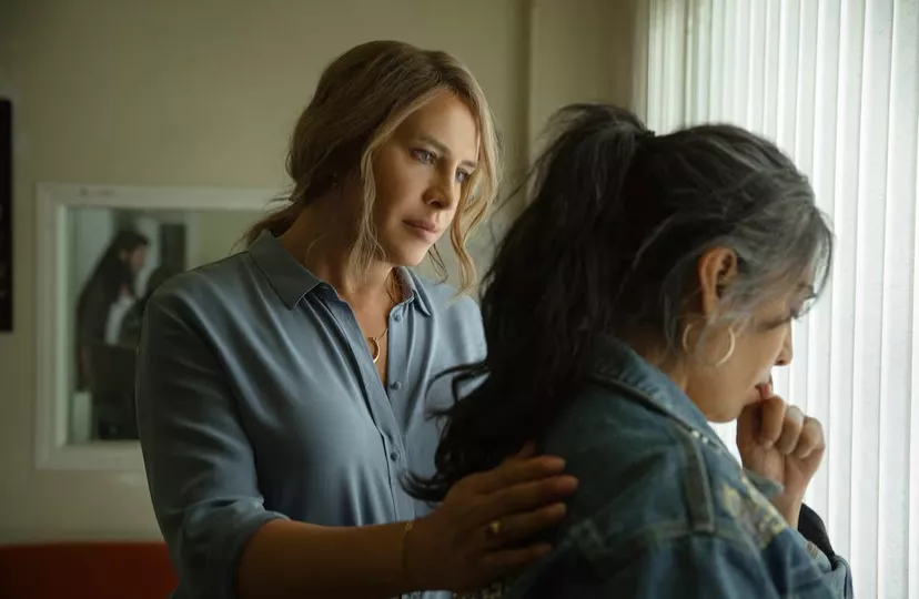 Karla Sofía Gascón y Adriana Paz en “Emilia Pérez”