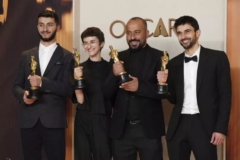 Cineasta ganador del Oscar por documental sobre Palestina fue golpeado y apresado por Israel