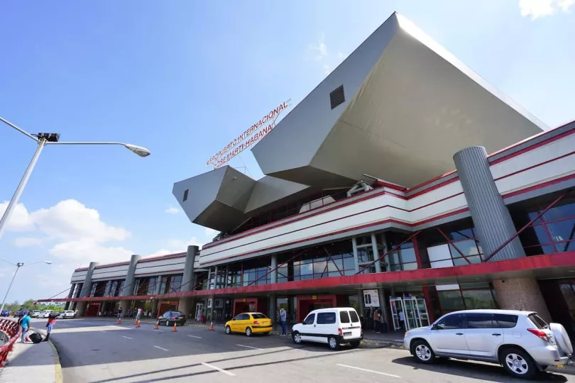 Tornado provocó interrupciones en operaciones del Aeropuerto Internacional José Martí