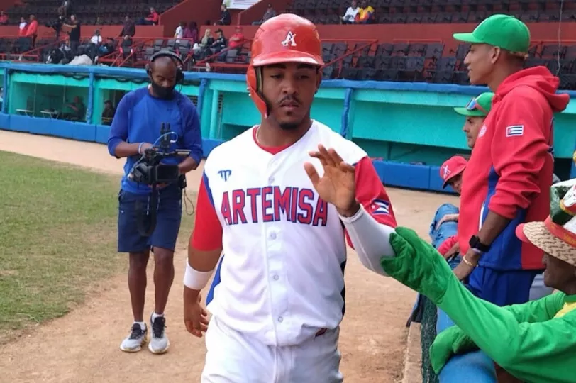 Andy Cosme, de 31 años, debutó en 2016 con los Cazadores de Artemisa en la Serie Nacional LV.