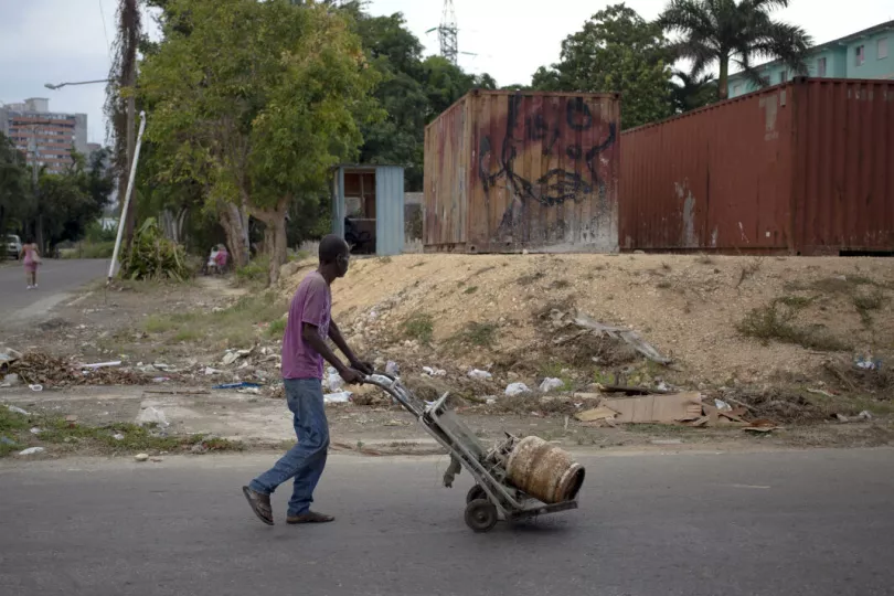Imagen de cilindros de gas licuado en Cuba.