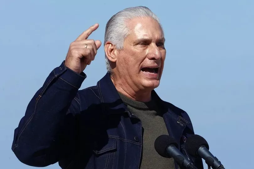 Fotografía del presidente de Cuba, Miguel Díaz-Canel, durante una intervención pública.