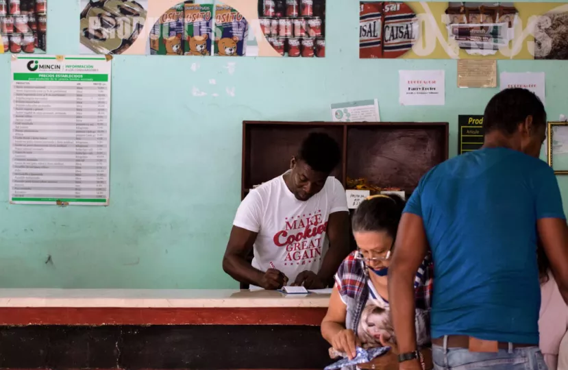Imagen representativa de la libreta de abastecimiento en Cuba, documento utilizado para la distribución normada de alimentos.