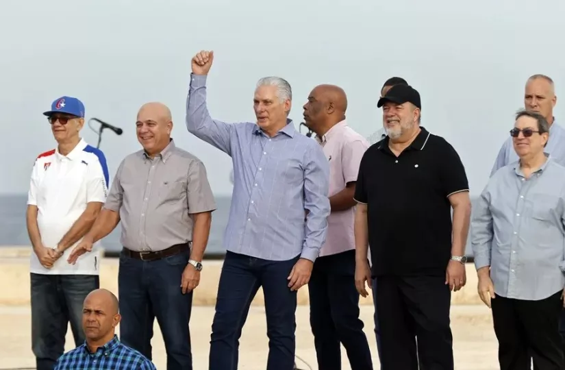 Reunión de autoridades gubernamentales de Cuba con congresistas estadounidenses.