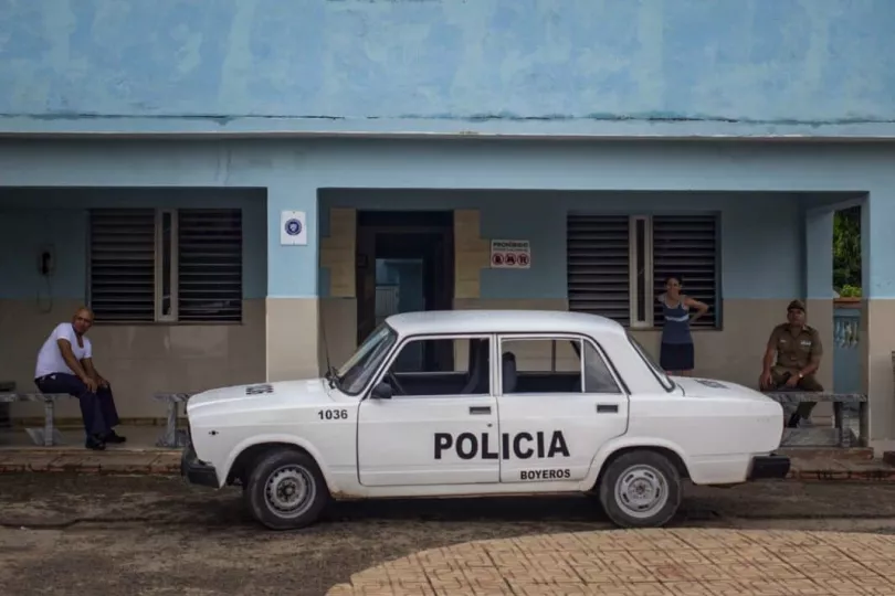 Fotografía de referencia de un automóvil