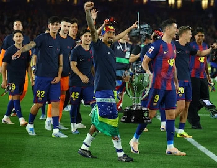 Robert Lewandowski celebrando un gol con el FC Barcelona