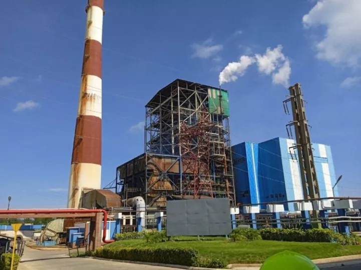 Vista exterior de la Central Termoeléctrica Antonio Guiteras en Matanzas.