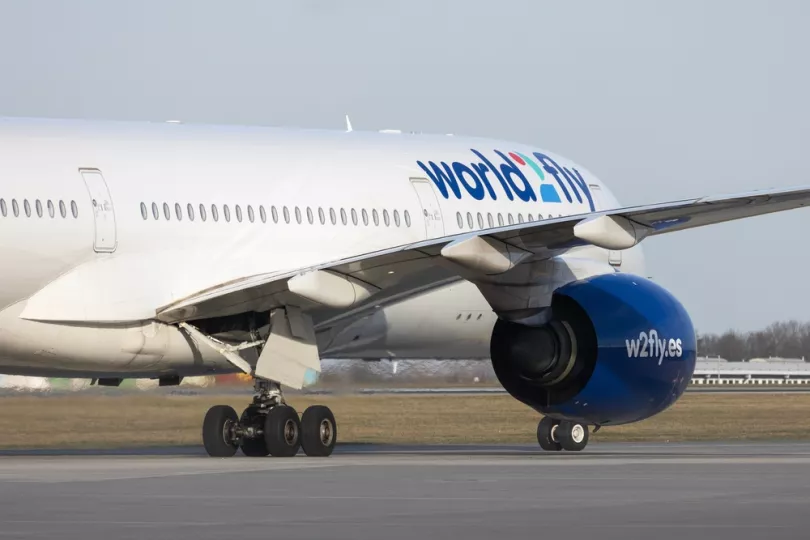 Una imagen genérica que representa un avión y un destino turístico, sin relación directa con la noticia.