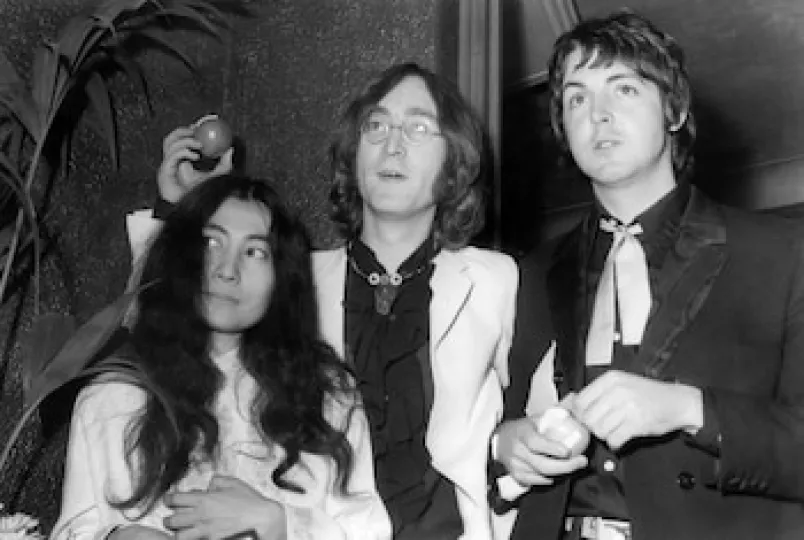 Paul McCartney y John Lennon durante sus años en la banda The Beatles.