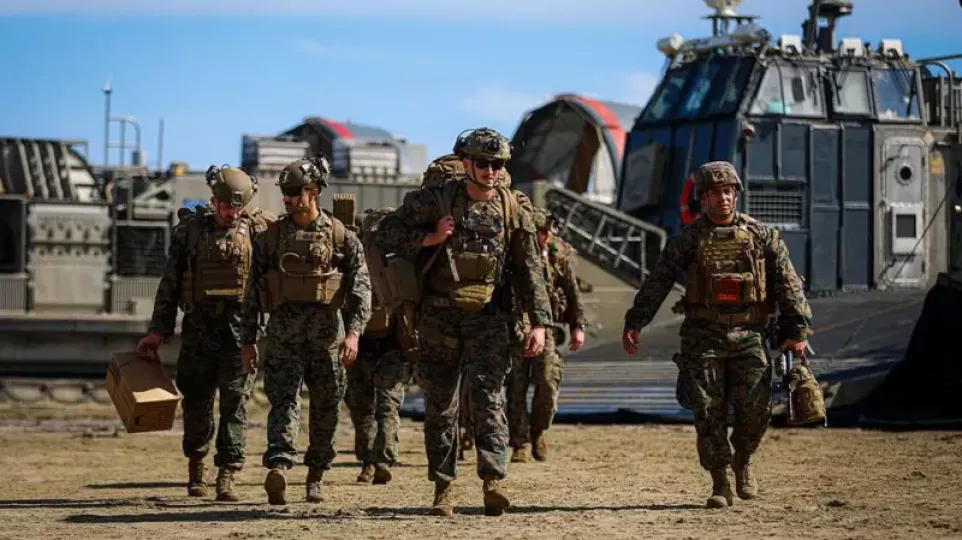 Soldados estadounidenses realizando ejercicios militares en Puerto Rico