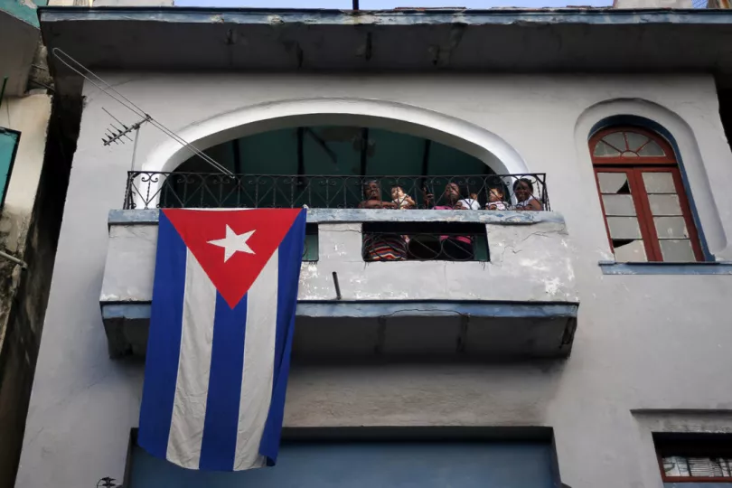 Gráfico que representa el decrecimiento poblacional en Cuba durante el año 2025.