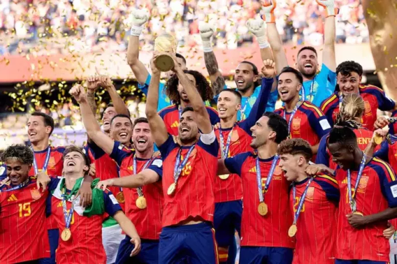 Jugadores de la selección española celebrando la obtención de la Copa del Mundo 2026.