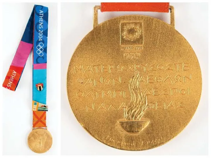 Medallas olímpicas de deportistas cubanos exhibidas como parte de un catálogo de subasta.