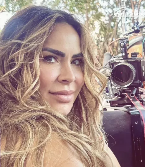 La actriz cubana Aylin Mujica comenzó a abrirse camino en el mundo del entretenimiento en el año 1992 cuando viajó a México.