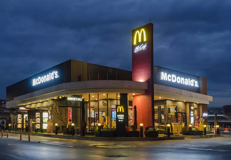 ¿Y si pudieras tener tu propio McDonald’s en Cuba? Esto es lo que cambia con el nuevo Decreto de Comercio Interior