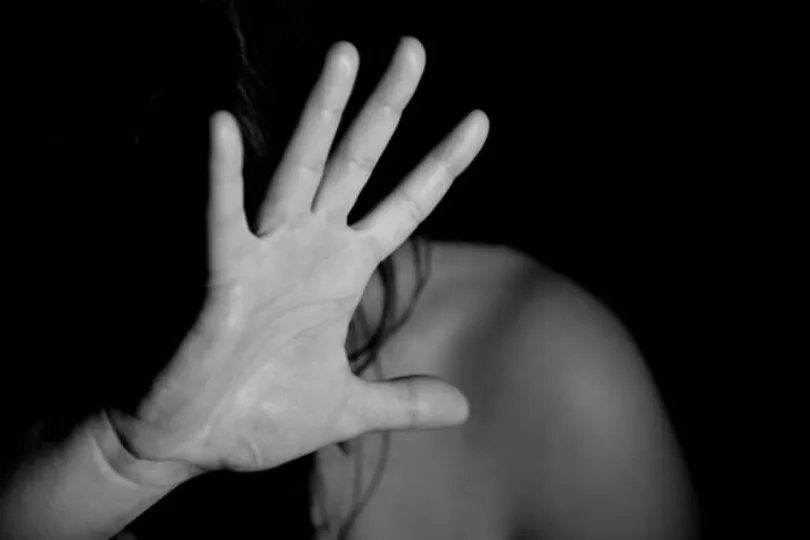 Imagen simbólica sobre la lucha contra la violencia de género.