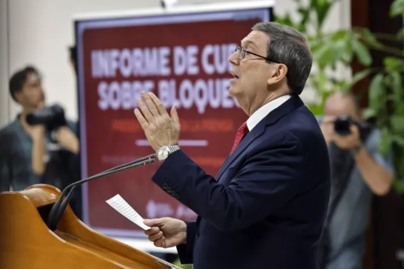 El canciller cubano Bruno Rodríguez durante la presentación del informe anual sobre el embargo en La Habana.