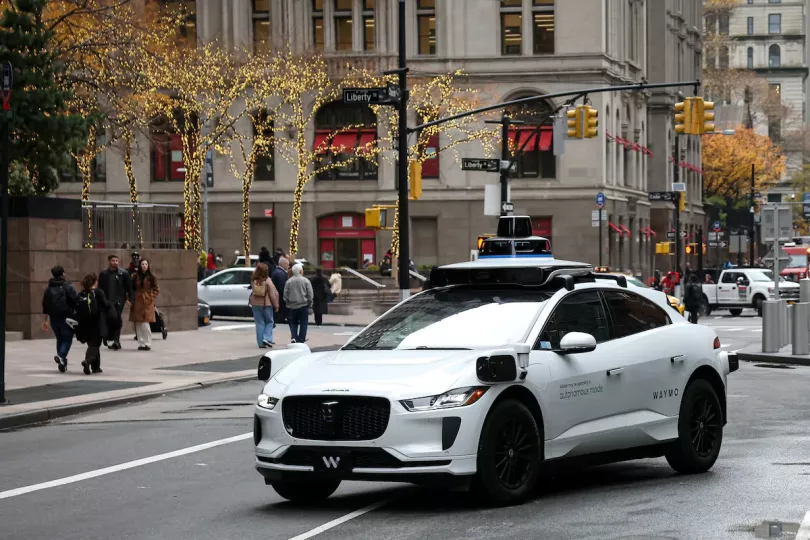 Google despliega en Madrid sus primeros robotaxis autónomos Waymo