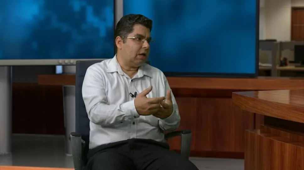El viceministro de Agricultura de Cuba, Telce González, durante una intervención en el programa estatal Cuadrando la caja.