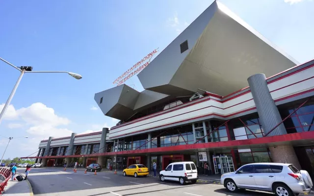 Tornado provocó interrupciones en operaciones del Aeropuerto Internacional José Martí