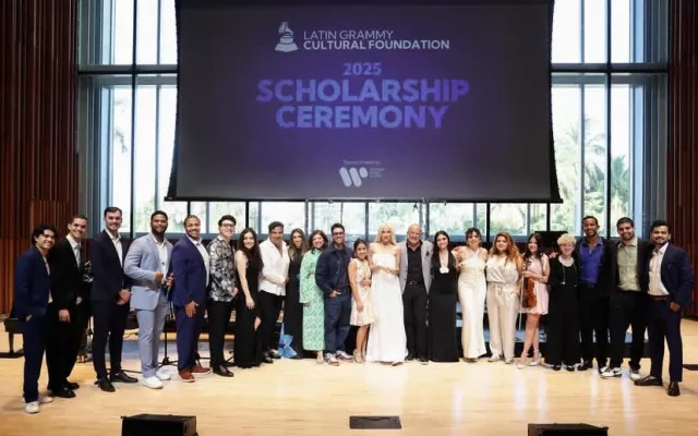 Desde su creación en 2014, la Fundación Cultural Latin Grammy ha comprometido la extraordinaria suma de más de 13,9 millones de dólares en becas, subvenciones, instrumentos musicales y programas educativos a lo largo de Estados Unidos e Iberoamérica.