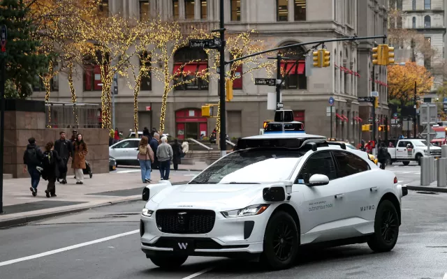 Google despliega en Madrid sus primeros robotaxis autónomos Waymo