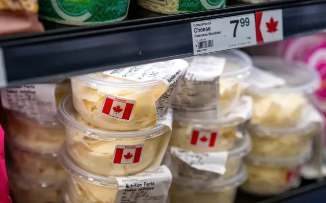 Imagen representativa de la relación comercial y los aranceles entre Estados Unidos y Canadá.